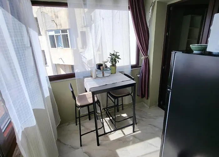 Cozy Plevnei Апартаменти Бухарест